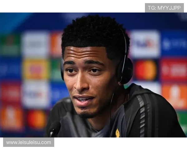 欧冠赛前新闻发布会：阿尔特塔与齐沃握手致敬