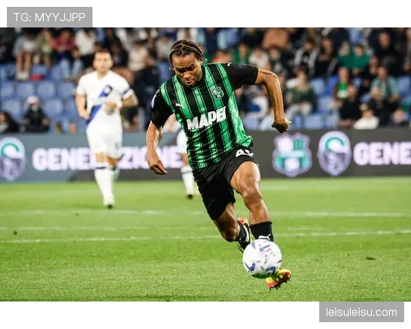 多家媒体曝出那不勒斯与萨索洛就边锋劳里恩特进行接触